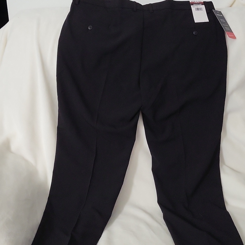 Haggar Classic Black Dress Pants for Men - Picture 8 of 9